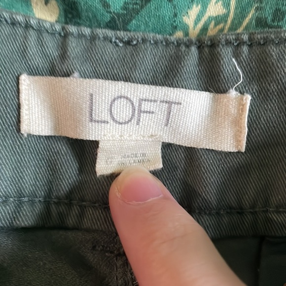 LOFT Womens chinos - size 0 - Picture 3 of 3